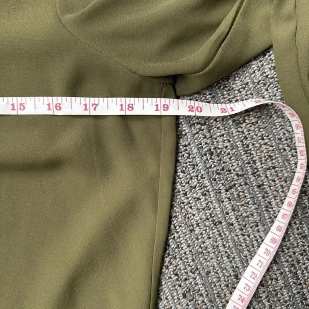 Premise Studio Women Long Sleeve Olive Button Down Blouse S‎